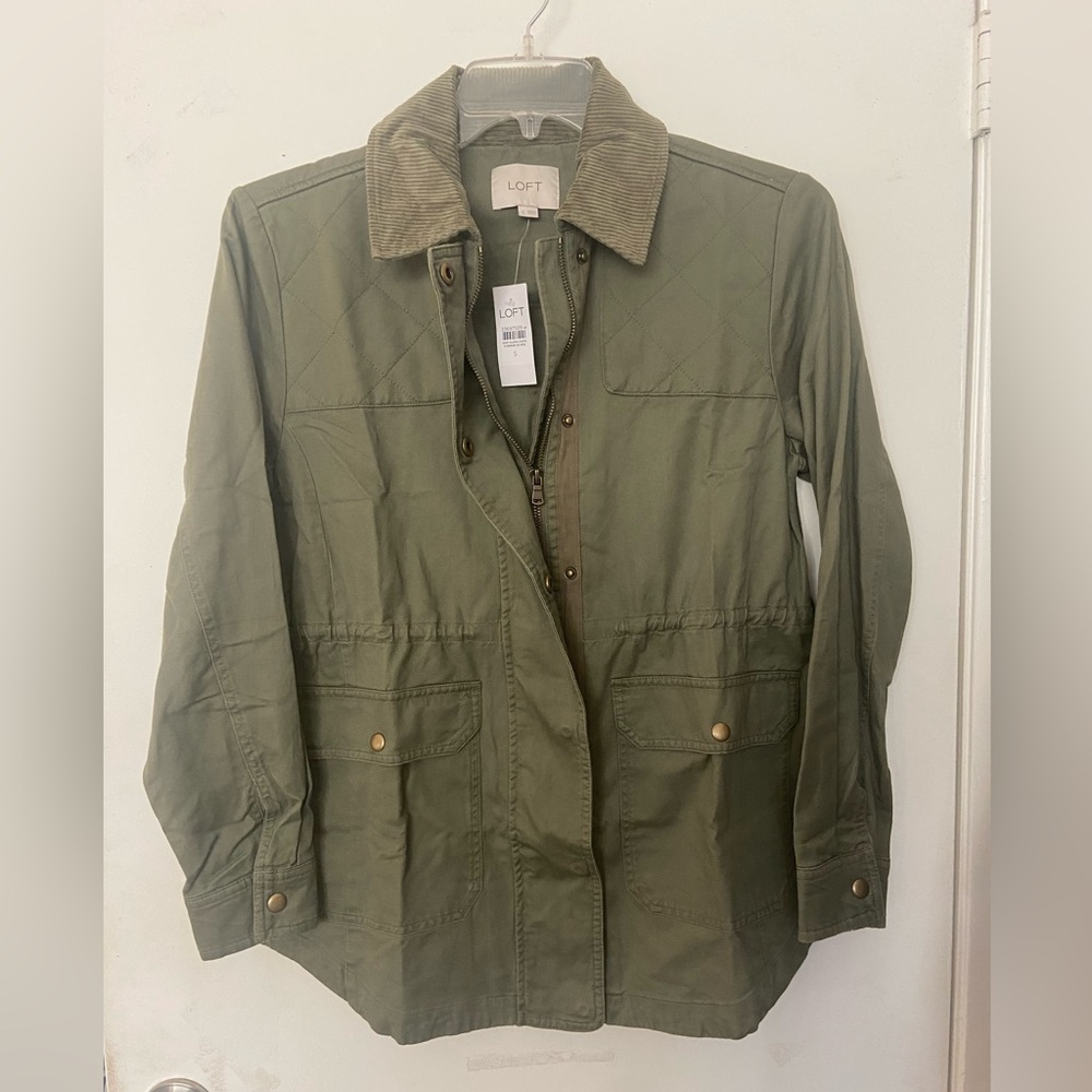NWT Loft Cinched Field Jacket. Size small.
